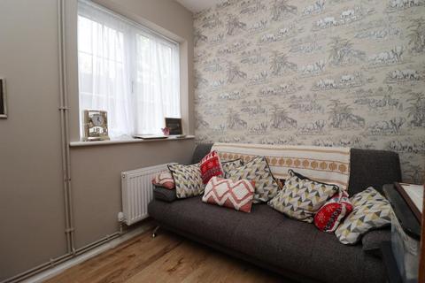 2 Avenue Gardens, Cliftonville, Margate, CT9 3BD