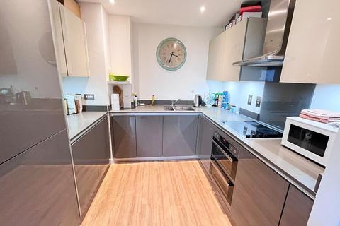 2 bedroom flat for sale, Golders Green, London NW11