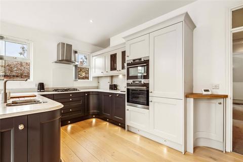 3 bedroom maisonette for sale, Doverfield Road, London SW2