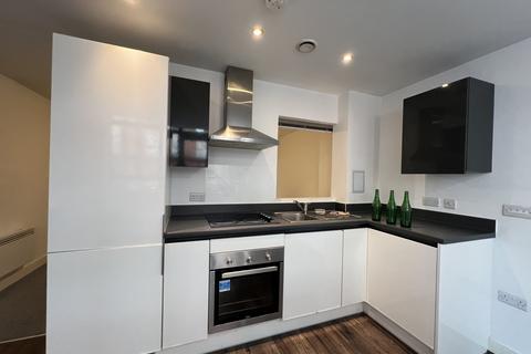 Studio to rent, Lombard Street, Birmingham, West Midlands, B12