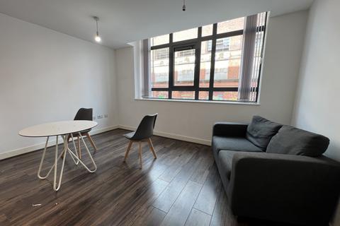 Studio to rent, Lombard Street, Birmingham, West Midlands, B12