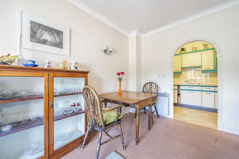 2 bedroom apartment for sale, Parkwood Road, Tavistock