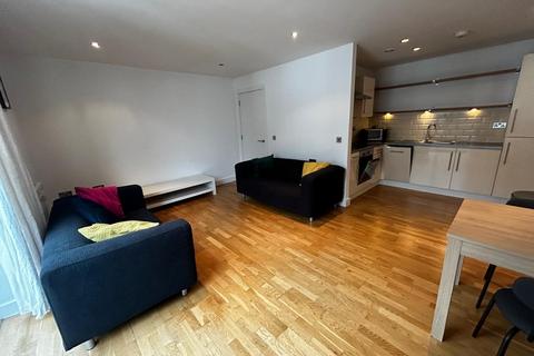 2 bedroom apartment to rent, The Mews, Advent Way, Manchester,