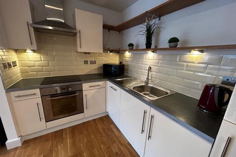 2 bedroom apartment to rent, The Mews, Advent Way, Manchester,