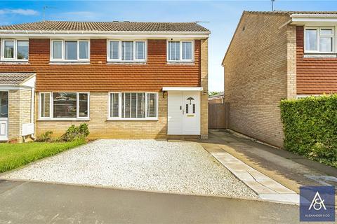 3 bedroom semi-detached house for sale, Faugere Close, Northamptonshire NN13