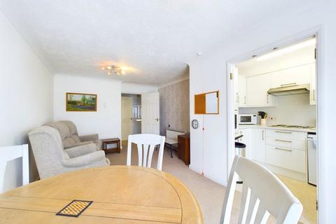 2 bedroom retirement property for sale, HILLCROFT COURT, CATERHAM