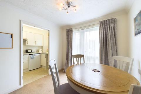 2 bedroom retirement property for sale, HILLCROFT COURT, CATERHAM