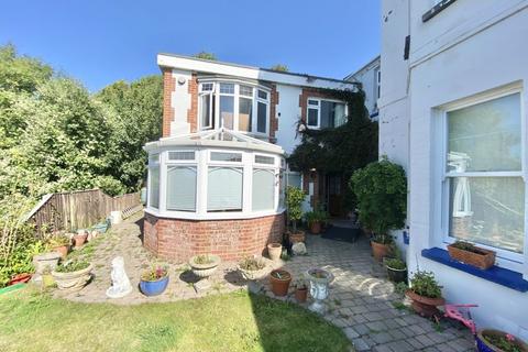 3 bedroom semi-detached house to rent, Spring Gardens, Ventnor