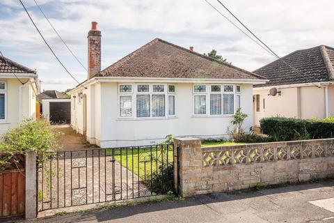 2 bedroom detached bungalow for sale, Eling