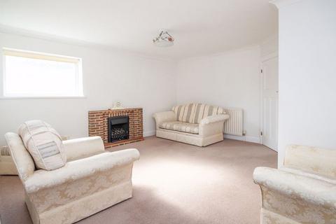 2 bedroom detached bungalow for sale, Eling