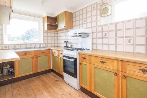 2 bedroom detached bungalow for sale, Eling