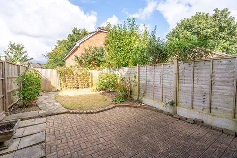 3 bedroom terraced house for sale, Mosse Gardens, Chichester