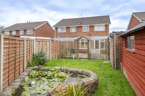 3 bedroom semi-detached house for sale, Pine Walk, Uckfield