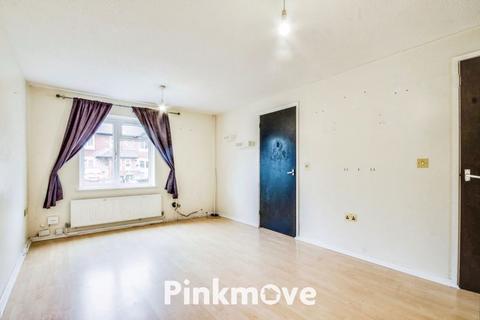 3 bedroom end of terrace house for sale, Hammond Drive, Newport - REF# 00023804