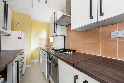 2 bedroom apartment for sale, Beulah Hill, London, SE19