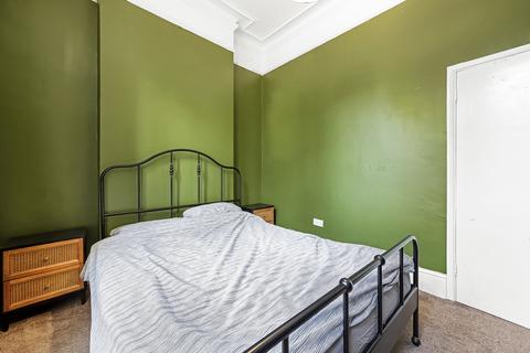 2 bedroom apartment for sale, Beulah Hill, London, SE19