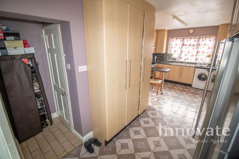 6 bedroom semi-detached house for sale, Devonshire Road, Smethwick B67