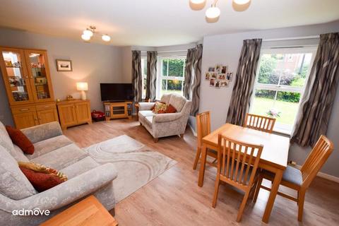 2 bedroom apartment for sale, Maryport Drive, Timperley, WA15 7NS