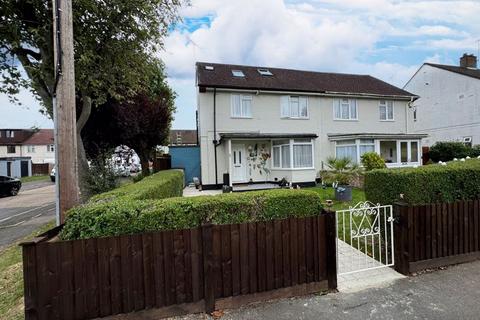 4 bedroom semi-detached house for sale, Home Close, Northolt