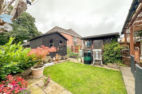 3 bedroom semi-detached house for sale, High Lane, Brown Edge