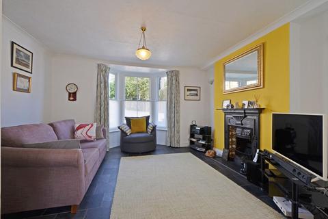 3 bedroom terraced house for sale, Adelaide Terrace, Truro TR1