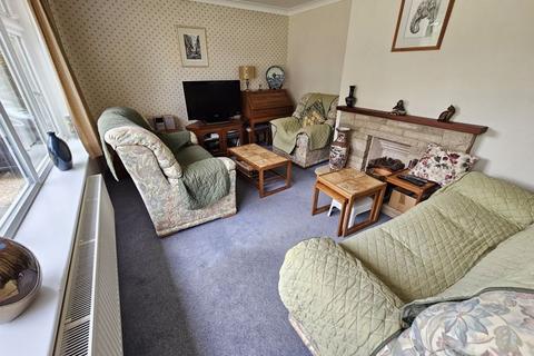 2 bedroom bungalow to rent, Dalkeith Road, Wimborne, Dorset