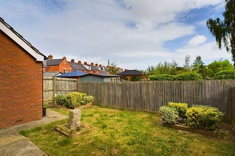 4 Blackwell Close, Stonehouse, GL10 2HF