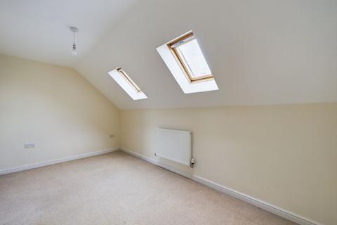 4 Blackwell Close, Stonehouse, GL10 2HF