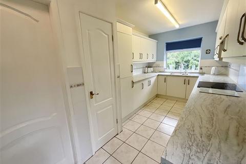 3 Broadcroft Close, Beighton, Sheffield, S20 1DQ