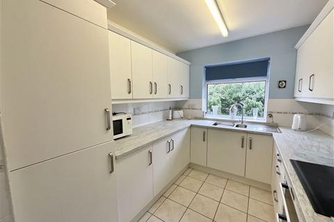 3 Broadcroft Close, Beighton, Sheffield, S20 1DQ