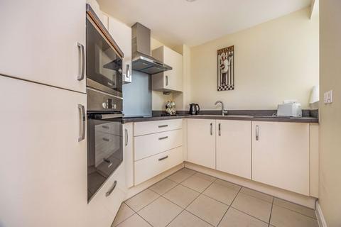 1 bedroom flat for sale, South Parade, Southsea