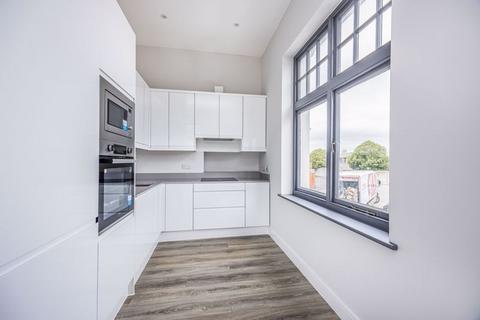 2 bedroom flat for sale, Warblington Street, Portsmouth