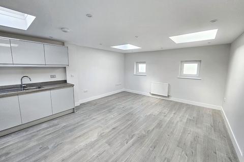 2 bedroom apartment for sale, Southborough, Tunbridge Wells TN4