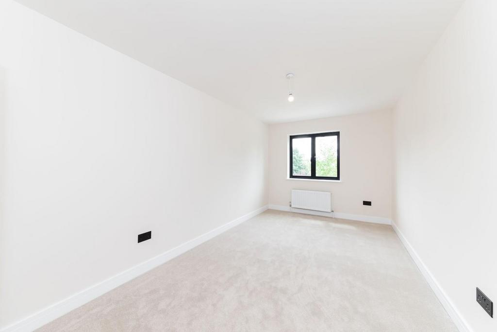 BEDROOM 3.jpg