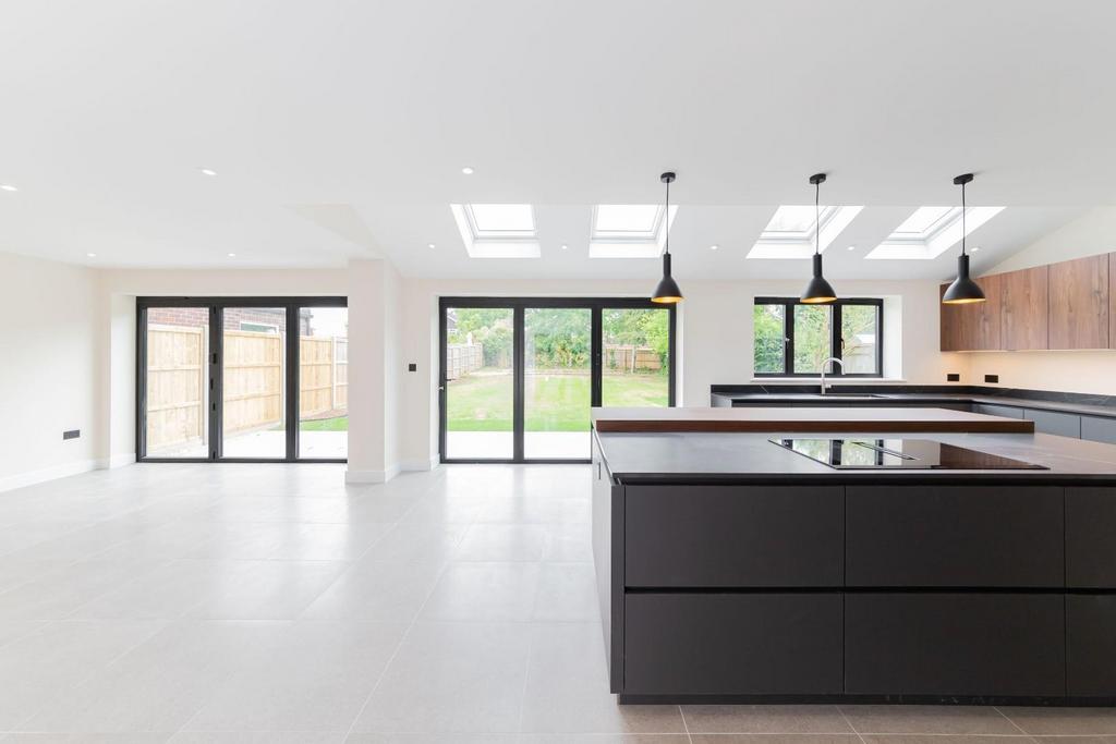 SOCIAL KITCHEN SPACE Bifold detail.jpg