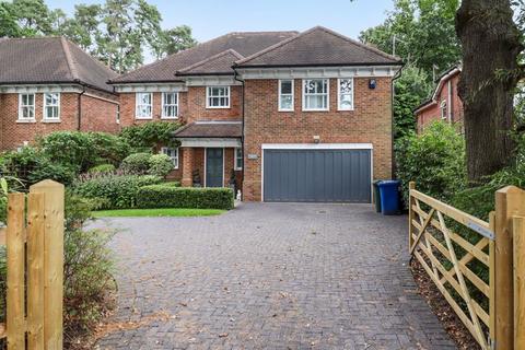 5 bedroom detached house to rent, Rise Road, Sunningdale SL5