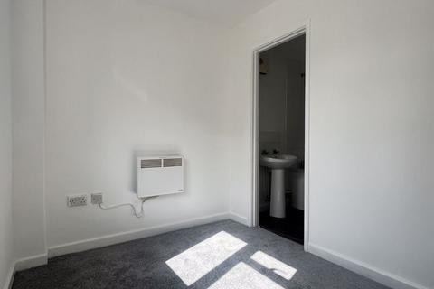 1 bedroom apartment to rent, 1a Melbourne Street West, Gloucester GL1