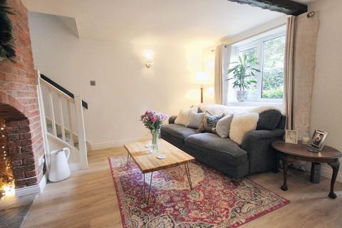 2 bedroom end of terrace house for sale, Green Meadow Bank, Cheltenham GL52