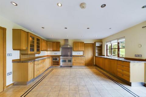 3 bedroom detached house for sale, Allies Court, Bwlch, Brecon