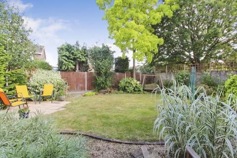 4 bedroom detached house for sale, Widecombe Close, Bedford MK40