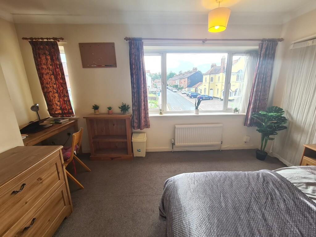 Bedroom10.jpg