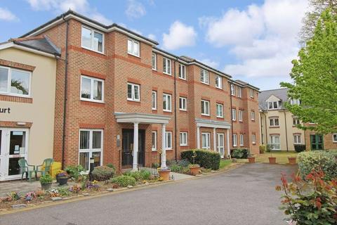 2 bedroom retirement property for sale, Cedar Avenue, Chelmsford CM1