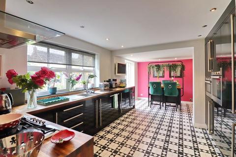 14 Casterton Way, Worsley, Manchester, M28 1UR