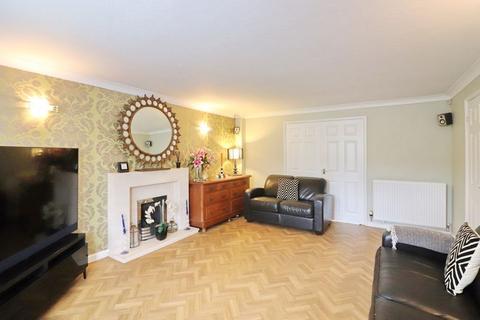 14 Casterton Way, Worsley, Manchester, M28 1UR