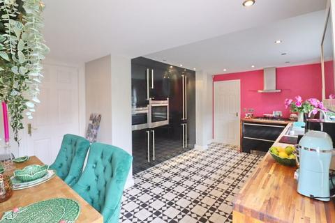 14 Casterton Way, Worsley, Manchester, M28 1UR