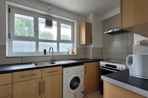 2 bedroom flat to rent, Flat , Gatwick House, Clemence Street, London