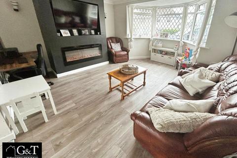 3 bedroom semi-detached house for sale, Knowle Hill Road, Dudley