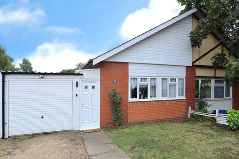 3 bedroom bungalow for sale, Darnel Close, Beanhill, Milton Keynes, MK6