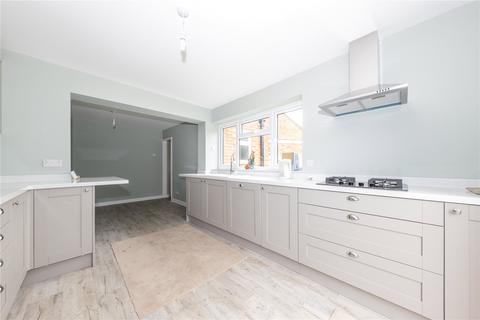 21 Eastcott Close, Luton, LU2 9JP