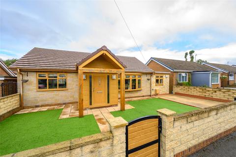 4 bedroom bungalow for sale, Scatcherd Grove, Morley, Leeds, West Yorkshire